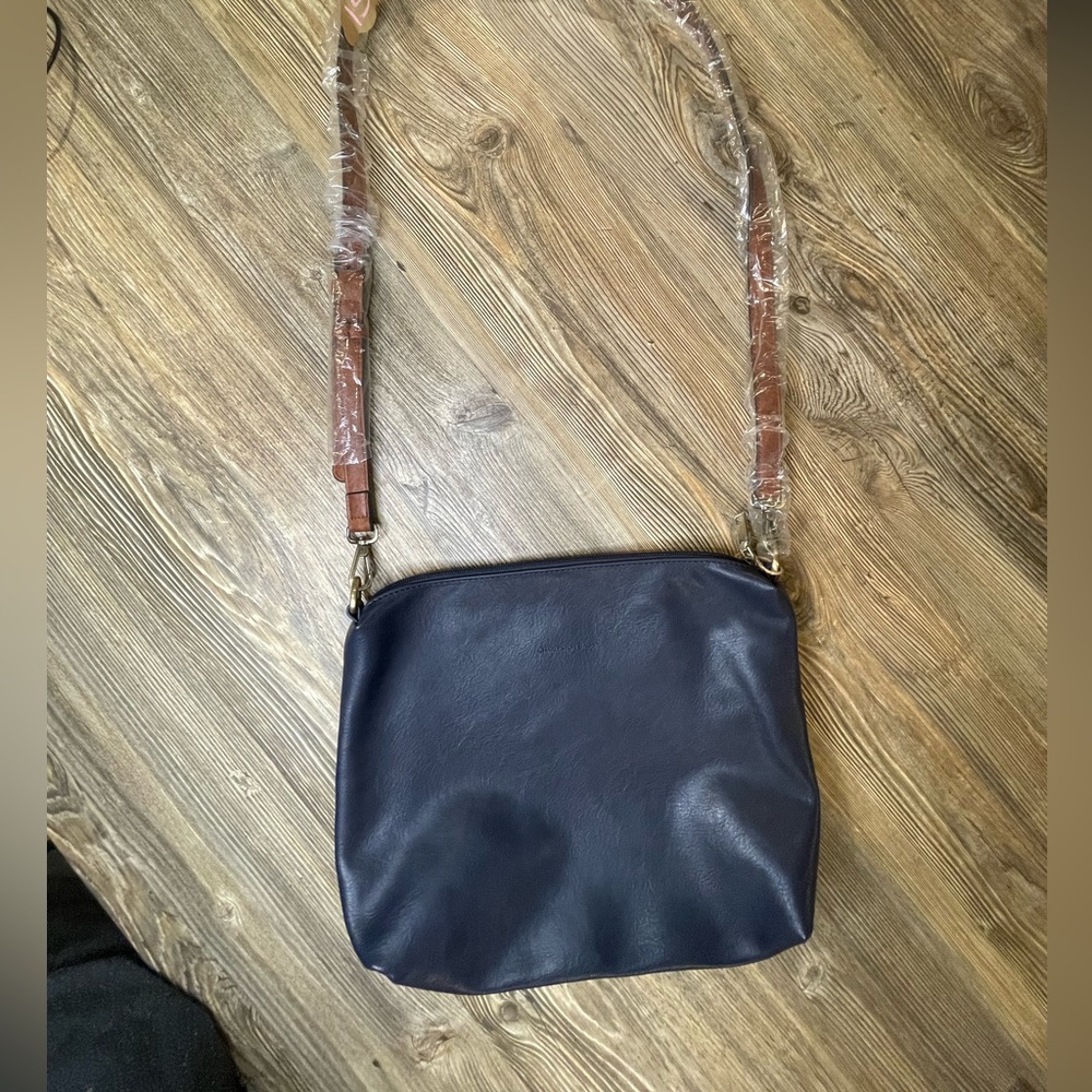 Charleston Bags softer Navy Cross body